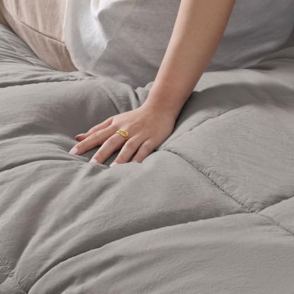 Leonora Queen Comforter Set