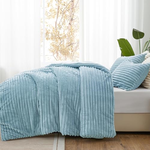 Fleece Full Comforter Set