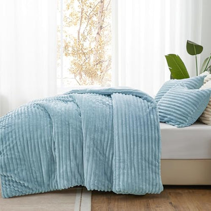 Fleece Full Comforter Set