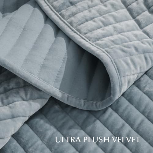 Stripe Channel Luxury Velvet Quilt Set Queen Size