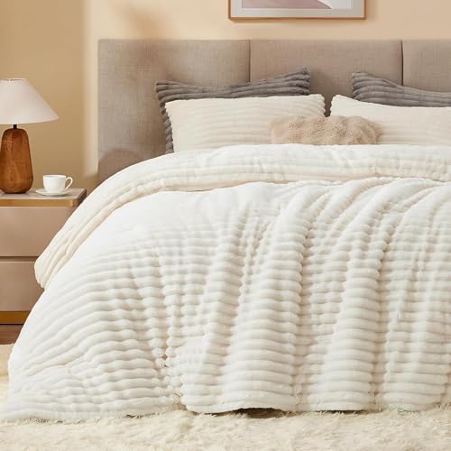 Fleece Oversized Queen Comforter Set