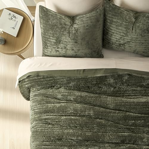 Stripe Channel Luxury Velvet Quilt Set King Size