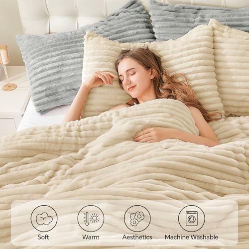 Fleece Twin Twin XL Comforter Set