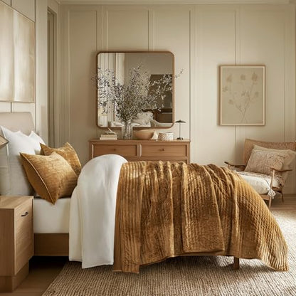 Stripe Channel Luxury Velvet Quilt Set Queen Size