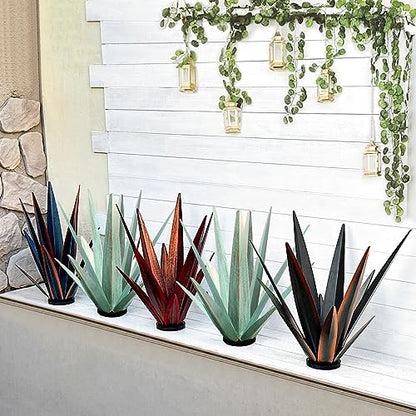 Large Metal Agave Plant Outdoor Decor with Solar Light