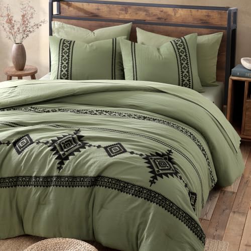 Embroidery Queen Size Comforter Set 7 Pieces Western Bed in a Bag
