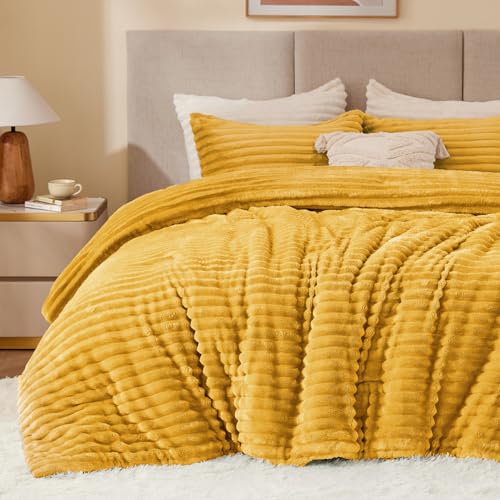 Fleece Full Comforter Set