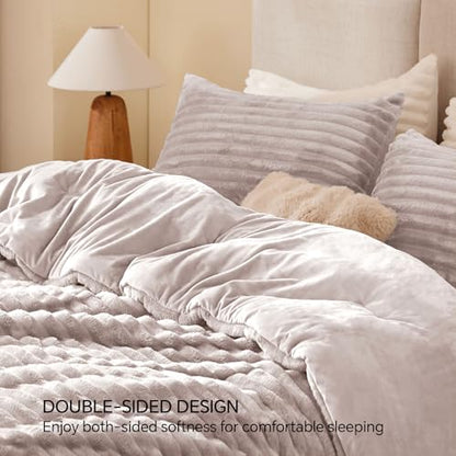 Fleece Queen Comforter Set