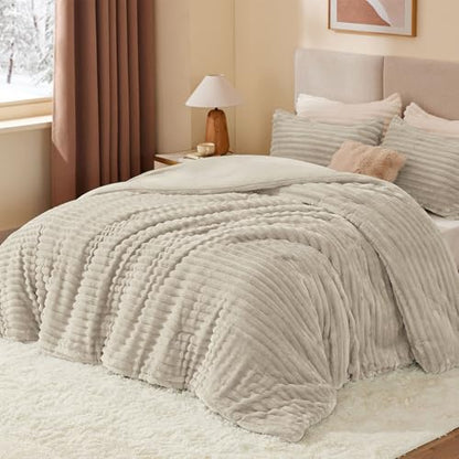 Fleece King Comforter Set