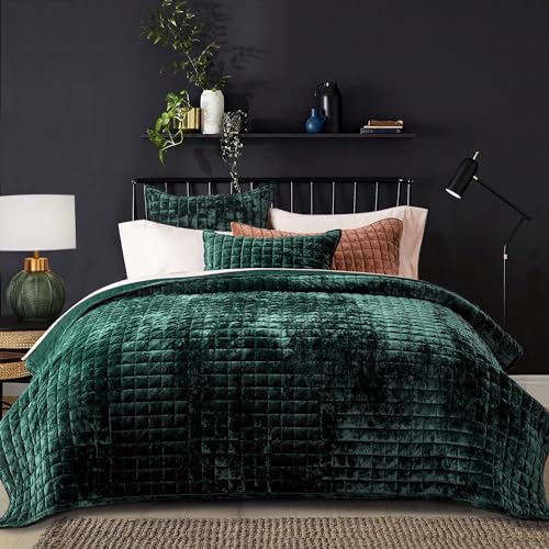 Channel Box Stitch Velvet Quilt Set