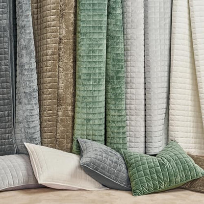 Channel Box Stitch Velvet Quilt Set