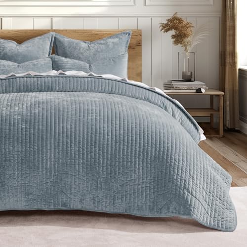 Stripe Channel Luxury Velvet Quilt Set Queen Size
