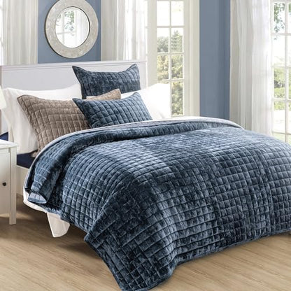 Velvet Quilt Set