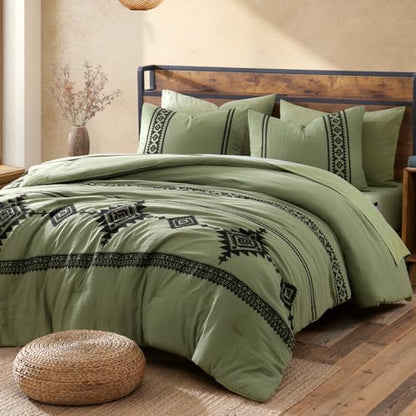Embroidery Queen Size Comforter Set 7 Pieces Western Bed in a Bag