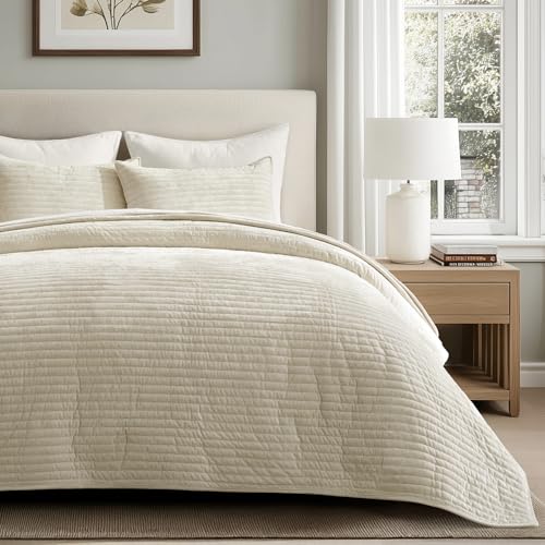 Stripe Channel Luxury Velvet Quilt Set Queen Size
