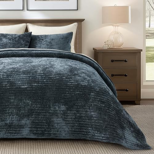 Stripe Channel Luxury Velvet Quilt Set King Size