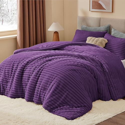 Fleece Queen Comforter Set