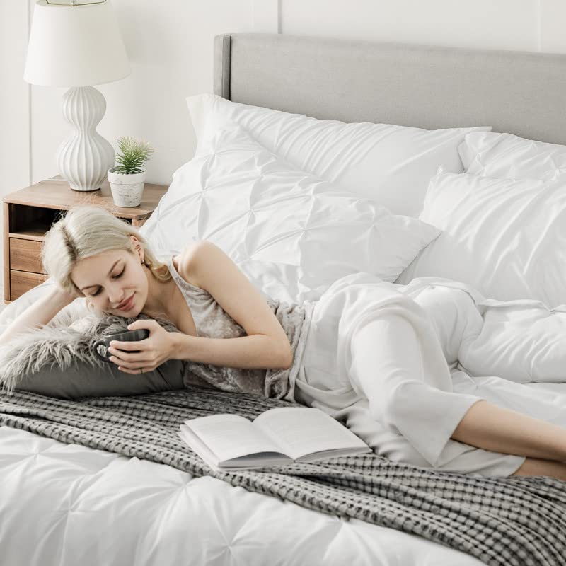 Twin Comforter Set & Sheet Set