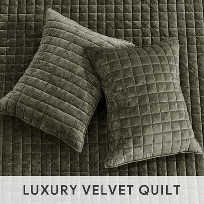 Channel Box Stitch Velvet Quilt Set