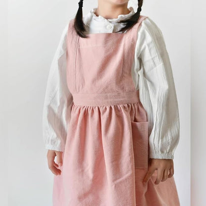 IWEMEK Kids Aprons for Girls Cooking Child Cotton Linen Apron Dress with Pockets Art Baking Gardening Painting Apron Pinafore