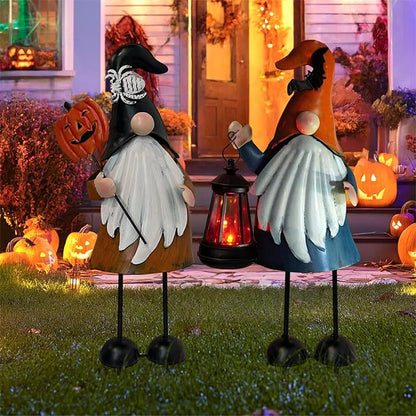 HONGLAND Halloween Decorations Outdoor Solar Gnomes with LED Lantern, Gnomes Metal Yard Art Halloween Outdoor Decor Patio Holiday Gardening Gifts for Mom Women
