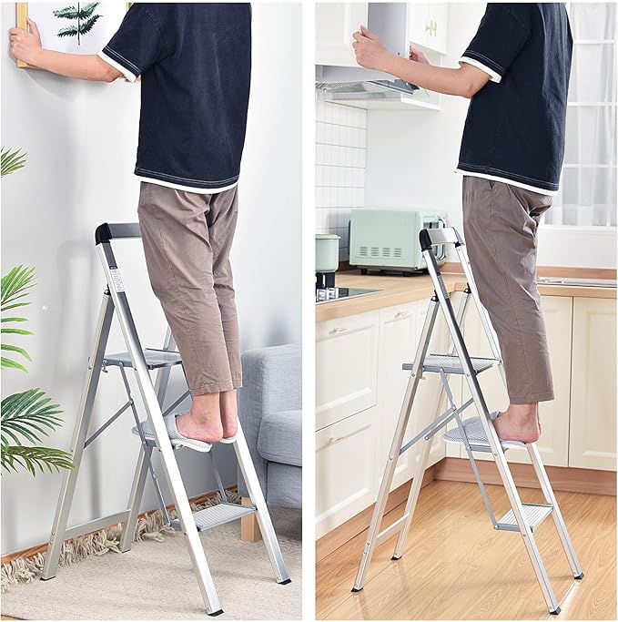 KINGRACK Aluminium 3 Step Ladder, Lightweight Step Stool with Non-Slip Pedals, Handrail, 330 LBS Foldable Step Ladder for Kitchen, Garage, Home, Space Saving, Sturdy and Portable, Silver