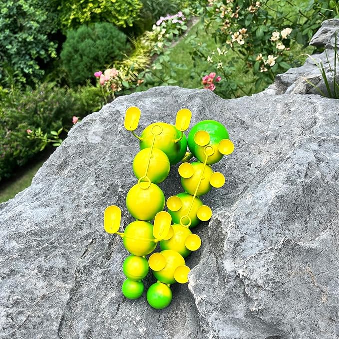 Metal Caterpillar Statue Yard Art Garden Decor for Outside Patio Lawn Ornaments Fence Decorations Gift for Family,Friends,Garden Lovers - Set of 2(Green)